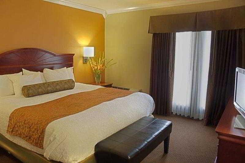 The Burgundy Hotel, Tapestry Collection By Hilton Little Rock Buitenkant foto