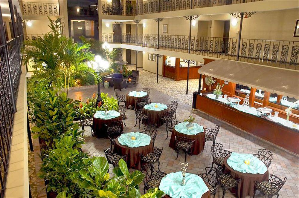 The Burgundy Hotel, Tapestry Collection By Hilton Little Rock Restaurant foto